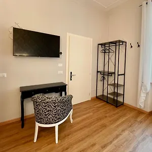 Domus 44 Vérone