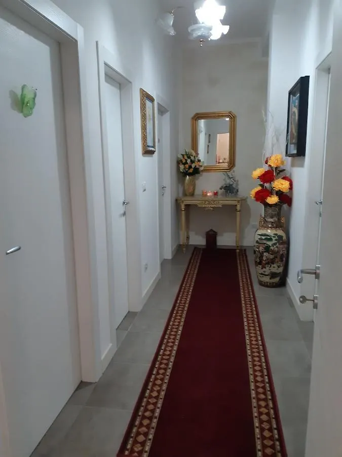 Da Ysabel Hotell Verona 0*,